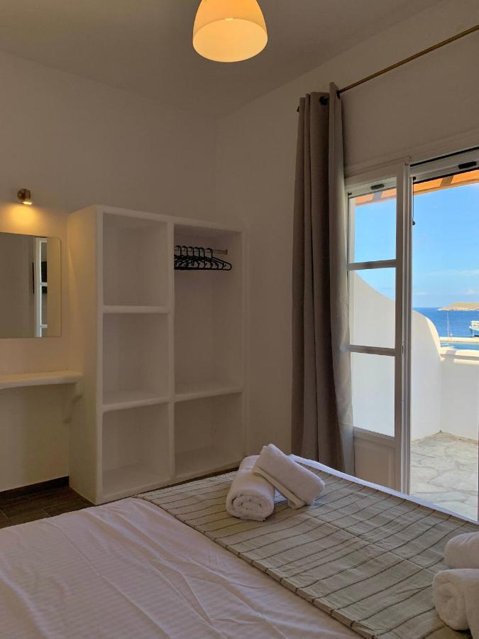 Juli'S Suites Merichas Bagian luar foto